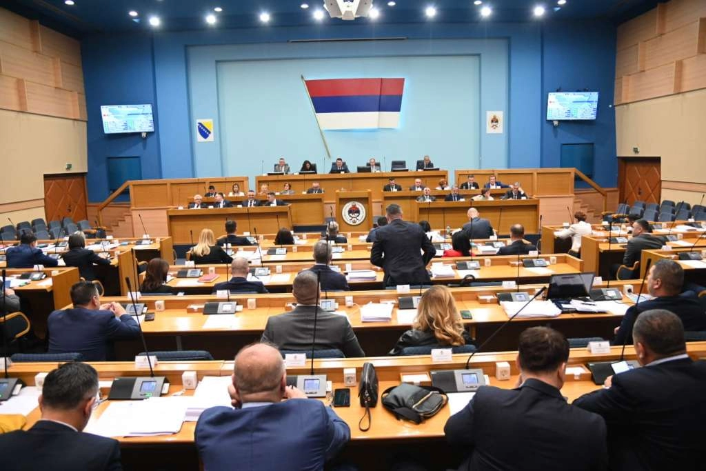 U NSRS usvojen rebalans budžeta RS, za zdravstvo 288 milijuna, umirovljenicima 1,796 milijardi KM